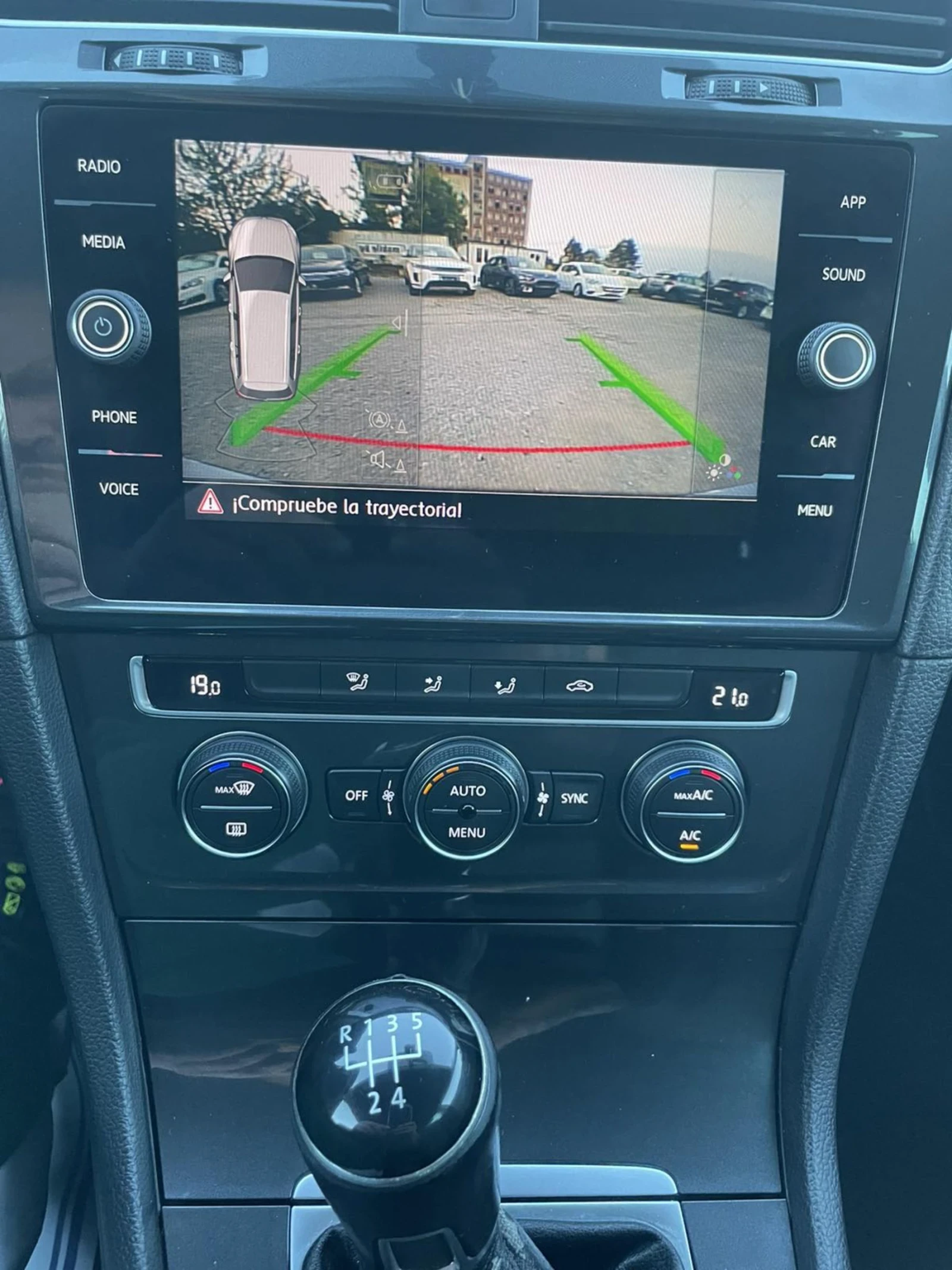 VW Golf 1.6 TDI 115 * CAMERA * NAVI * FULL LED * EURO 6 *  | Mobile.bg   11