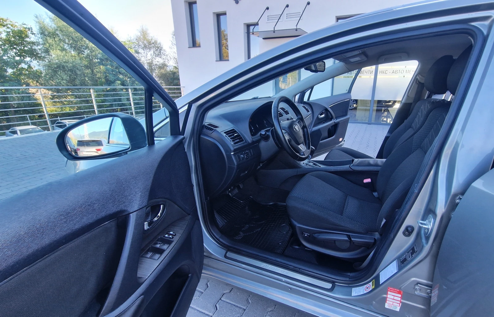Toyota Avensis АВТОМАТИК ЛИЗИНГ - изображение 9