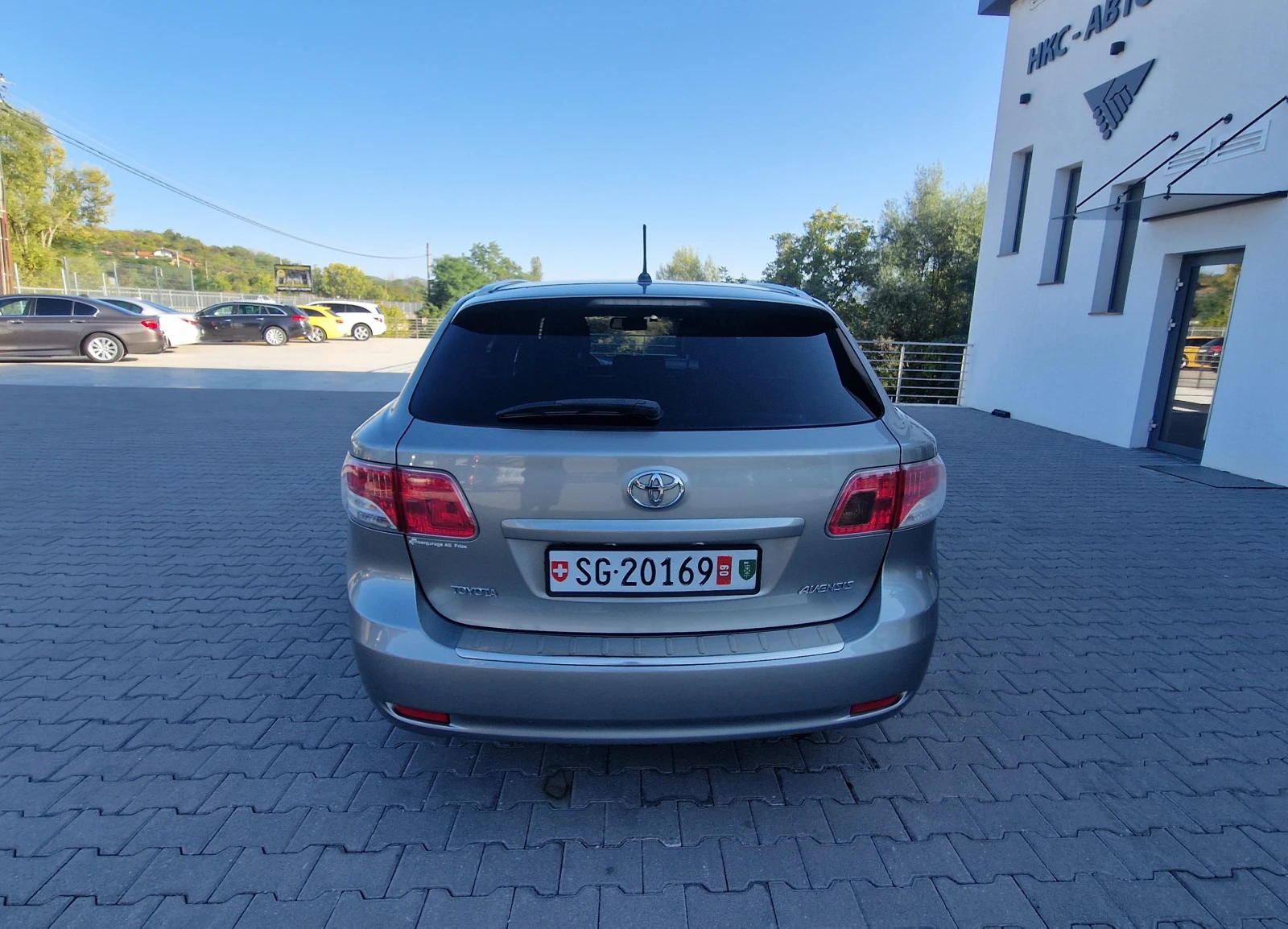 Toyota Avensis АВТОМАТИК ЛИЗИНГ - изображение 4