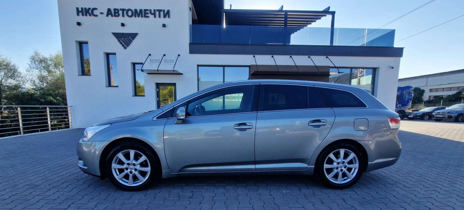 Toyota Avensis АВТОМАТИК ЛИЗИНГ - изображение 2