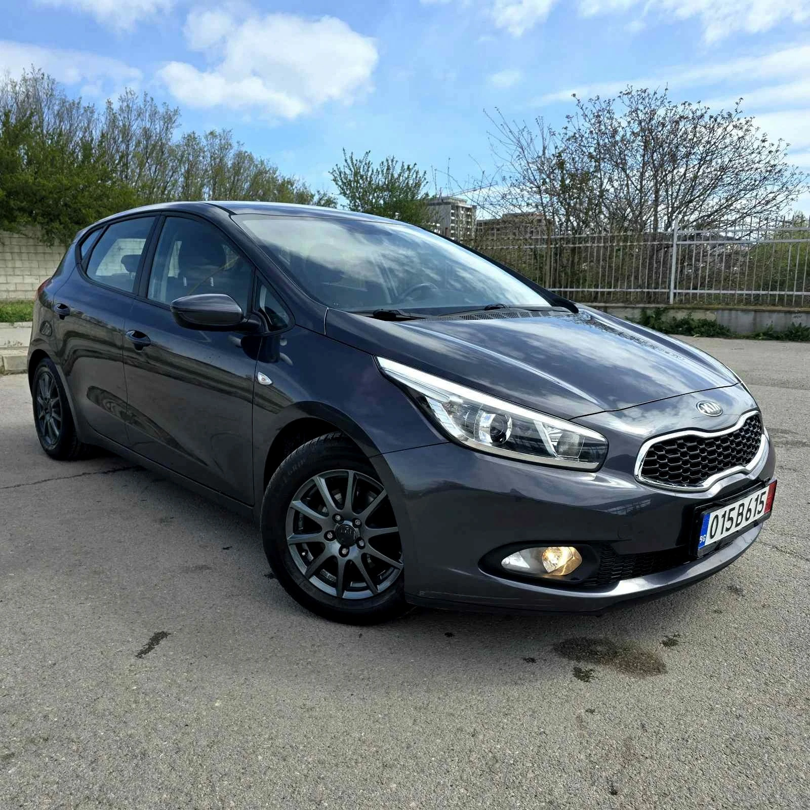 Kia Ceed 1.6i/135hp/KATO НОВ - изображение 3