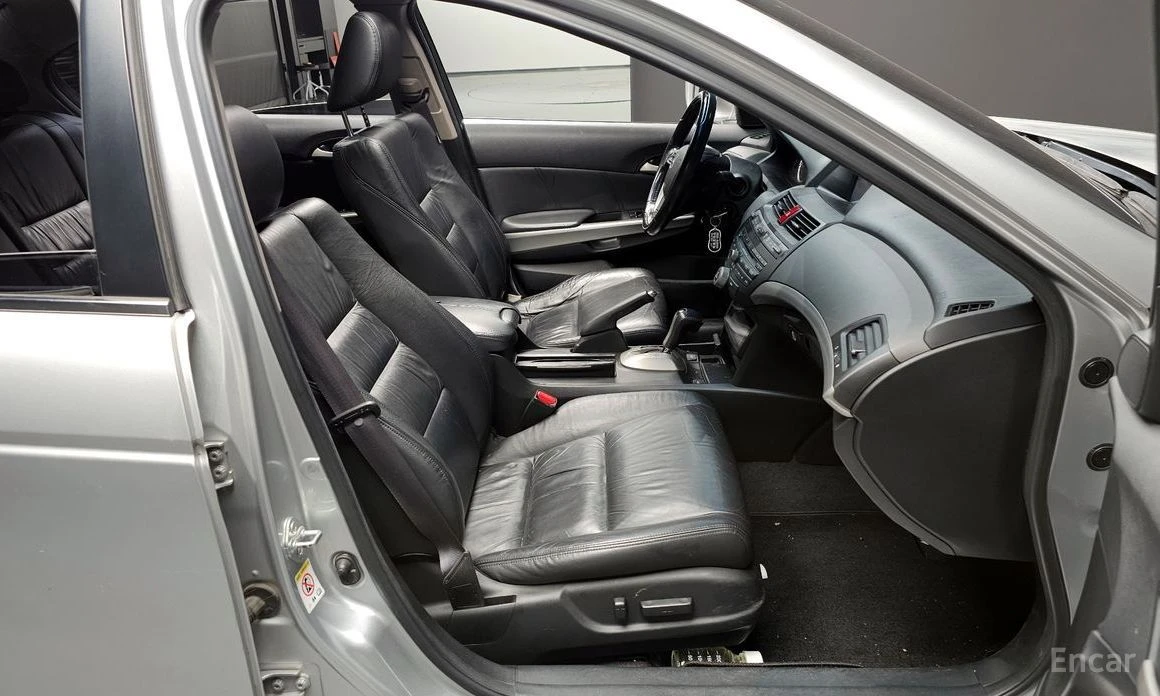 Honda Accord  - изображение 10