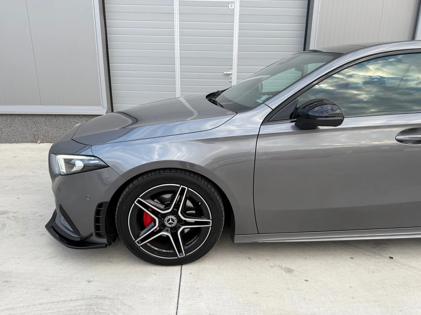 Mercedes-Benz A 180 AMG - изображение 4