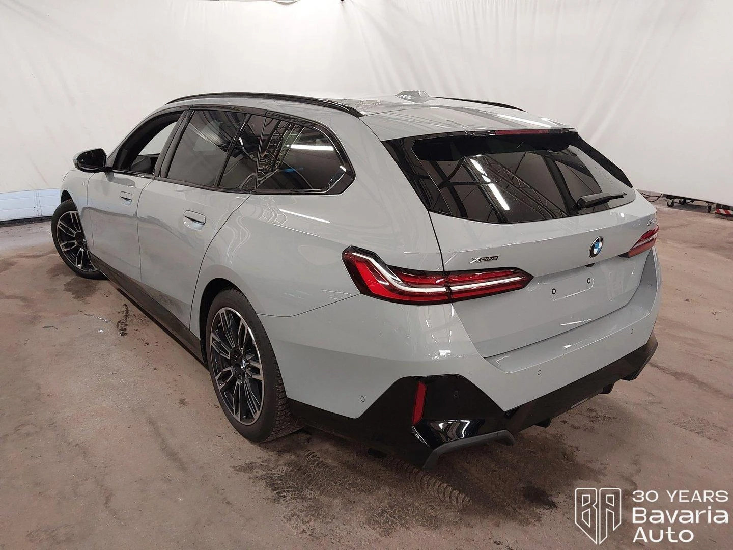 BMW 520 d xDrive Touring M Sport Paket Steptronic | Mobile.bg   2