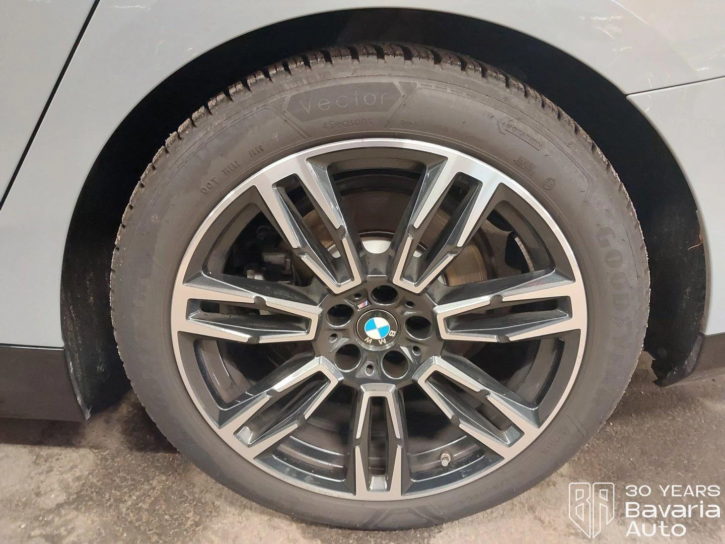 BMW 520 d xDrive Touring M Sport Paket Steptronic | Mobile.bg   13