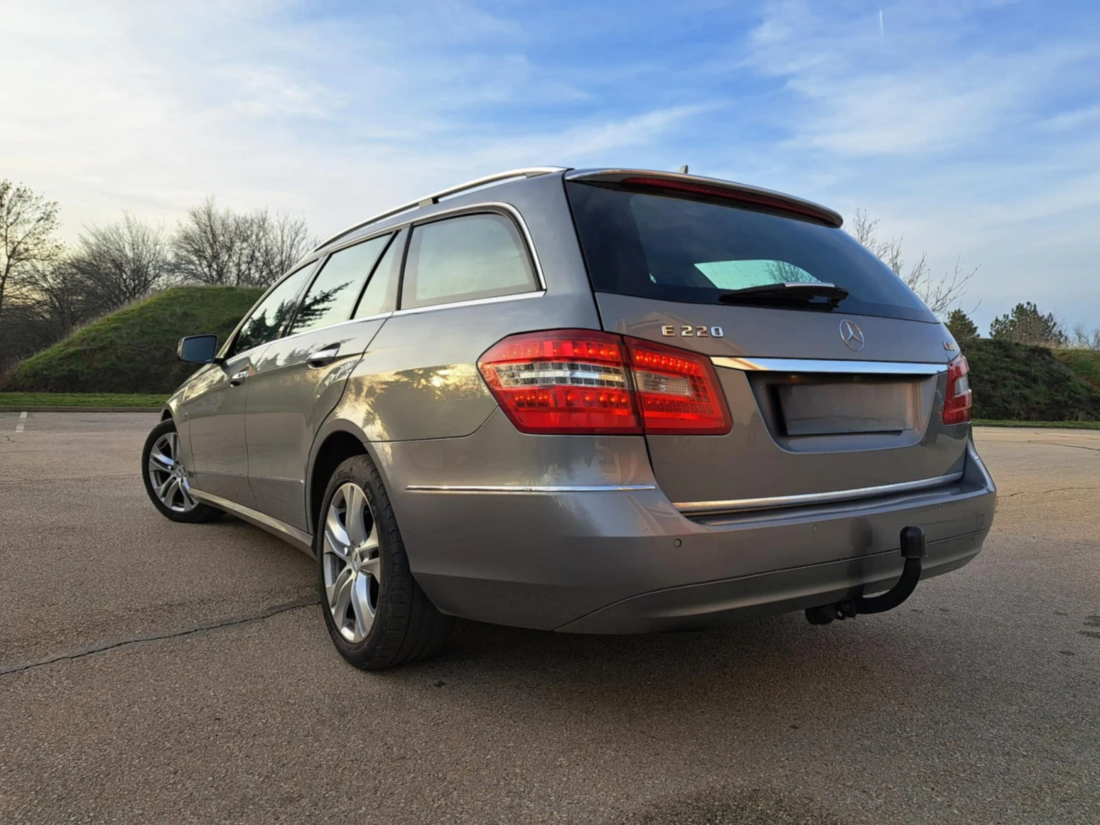 Mercedes-Benz E 220 170 �. �.  | Mobile.bg � ����������� 10