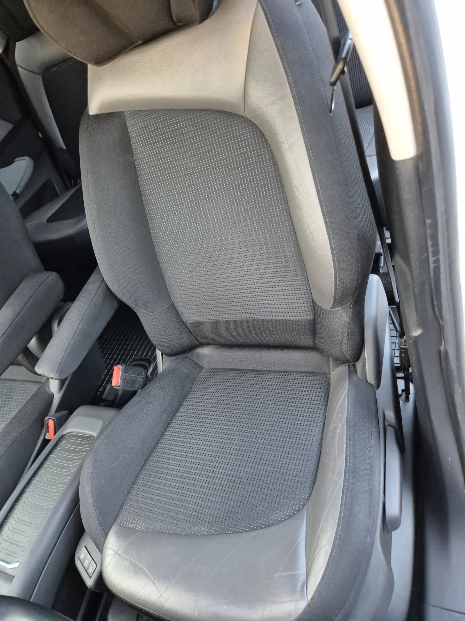 Citroen C4 Picasso 2.0HDI АВТОМАТИК  - изображение 7