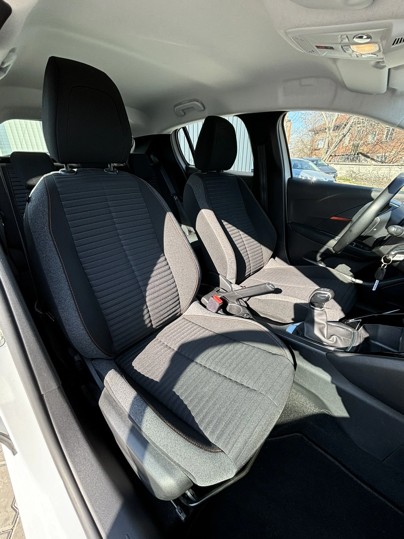 Peugeot 208 1.2 PURETECH 55KW | Mobile.bg � ����������� 11