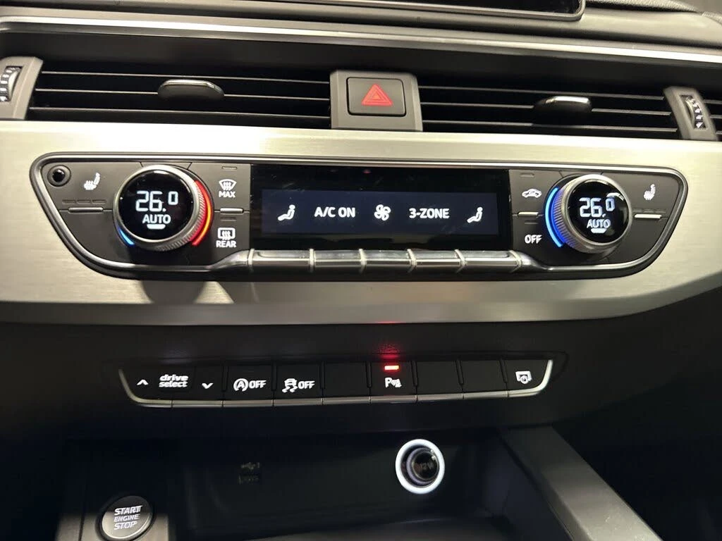 Audi A5 S-Line* 2.0TFSI* Quattro* АвтоКредит (ЦЕНА ДО БГ), снимка 16 - Автомобили и джипове - 53787223