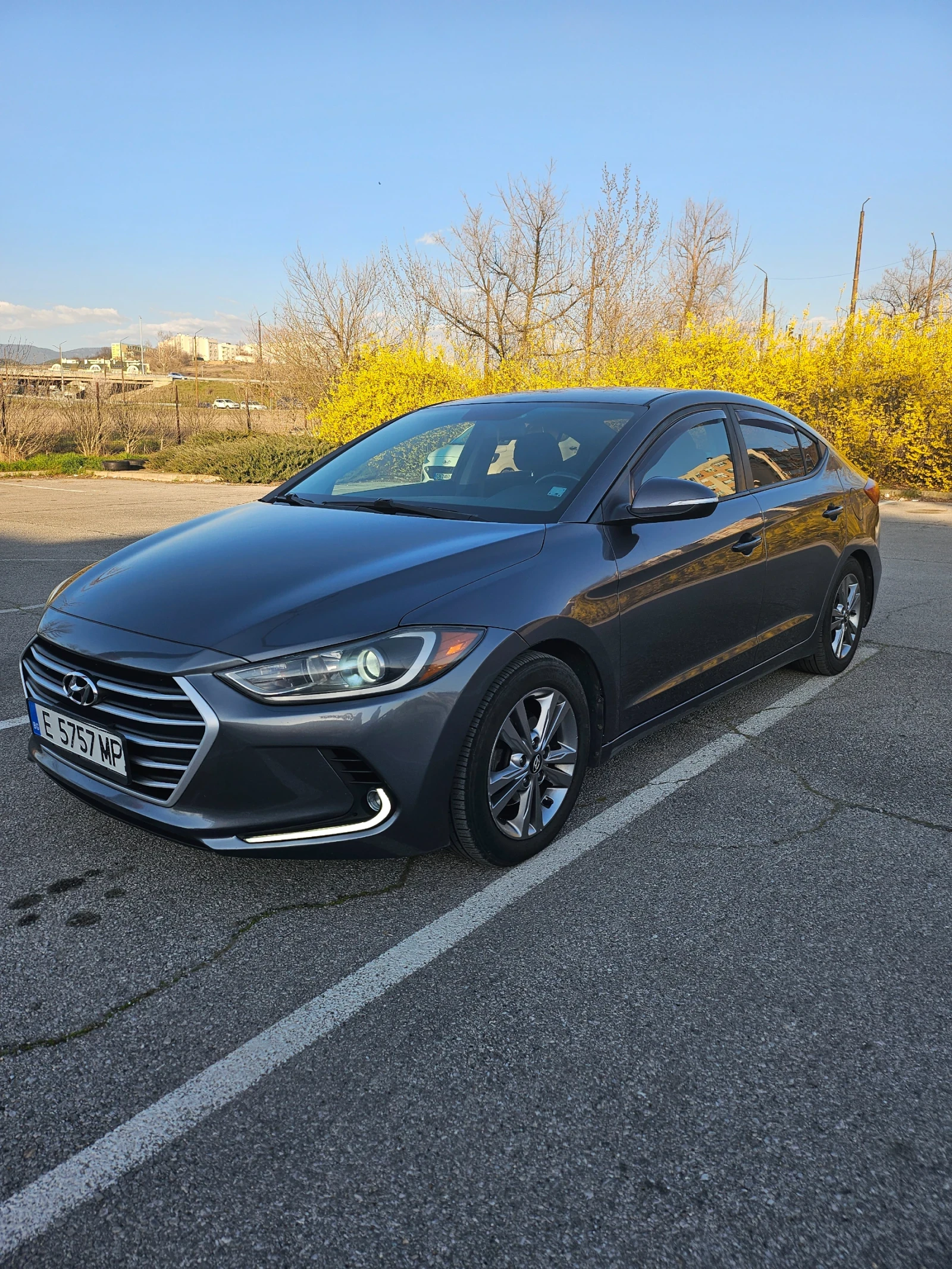 Hyundai Elantra | Mobile.bg � ����������� 5