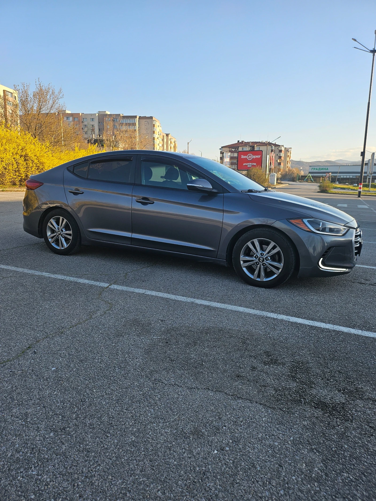 Hyundai Elantra | Mobile.bg � ����������� 2