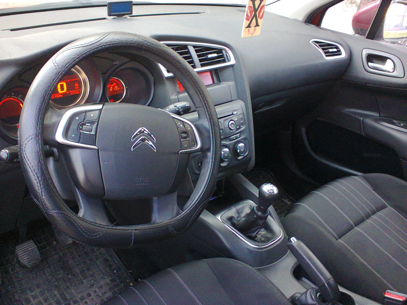 Citroen C4 1.4 i  KLIMA Евро 5  , снимка 14 - Автомобили и джипове - 53864047