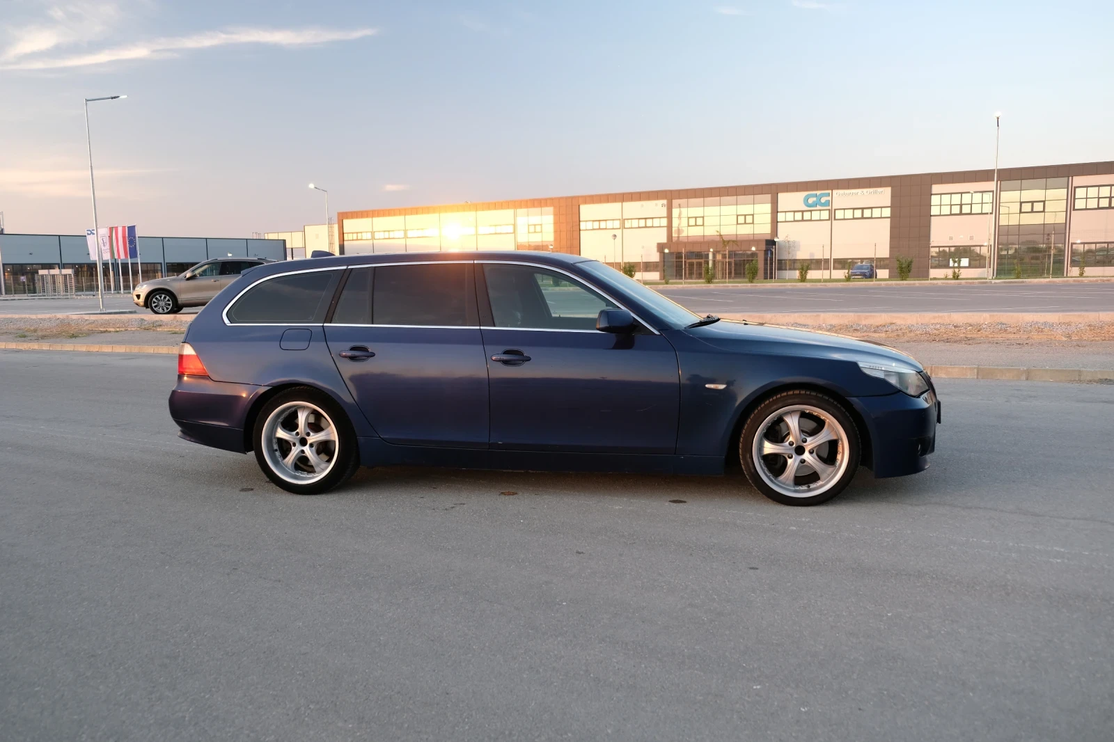 BMW 530 530d , снимка 11 - Автомобили и джипове - 53885744