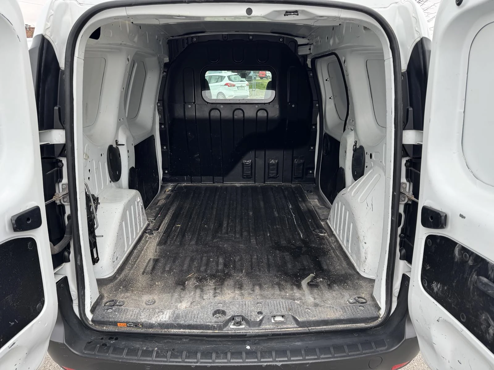 Renault Express 1.5Dci 95kc., снимка 11 - Автомобили и джипове - 54029967