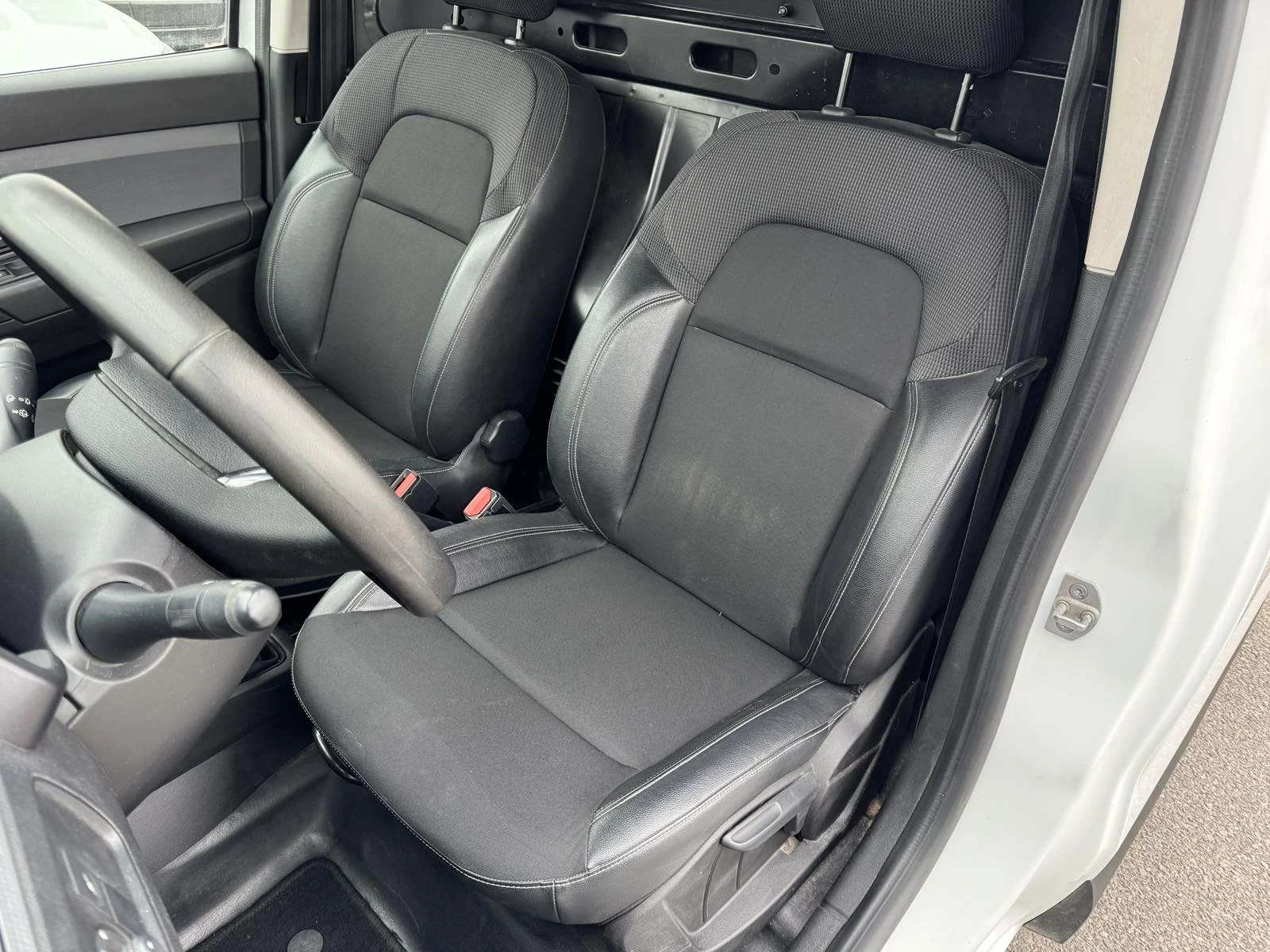 Renault Express 1.5Dci 95kc., снимка 12 - Автомобили и джипове - 54029967