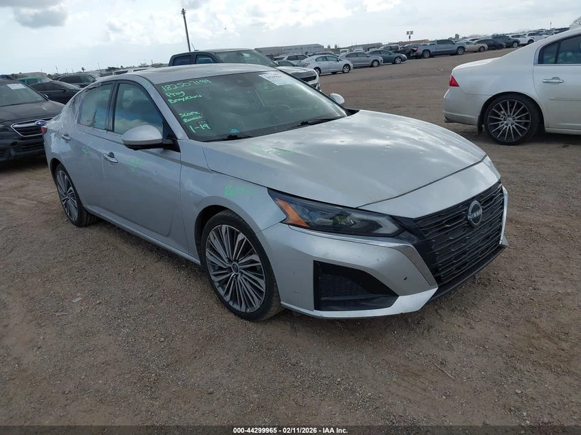 Nissan Altima 2.5l Sl Fwd