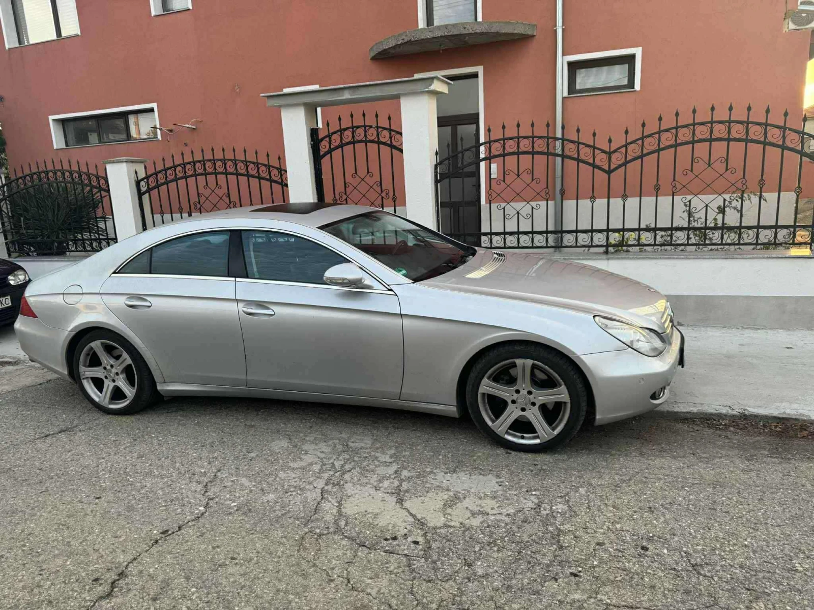 Mercedes-Benz CLS 500 Обикновено окачване, снимка 9 - Автомобили и джипове - 55138433