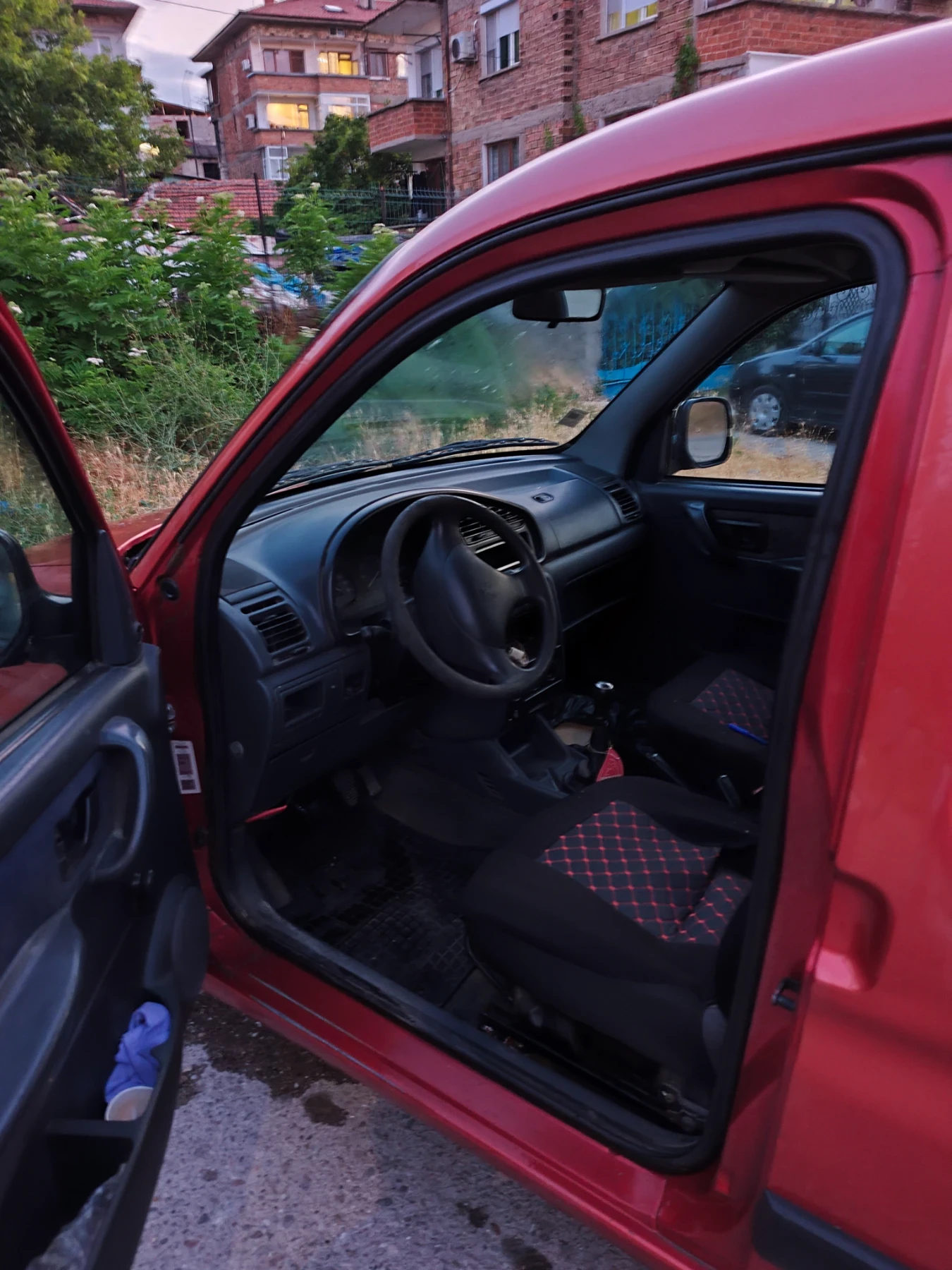 Peugeot Partner, снимка 7 - Автомобили и джипове - 55254909