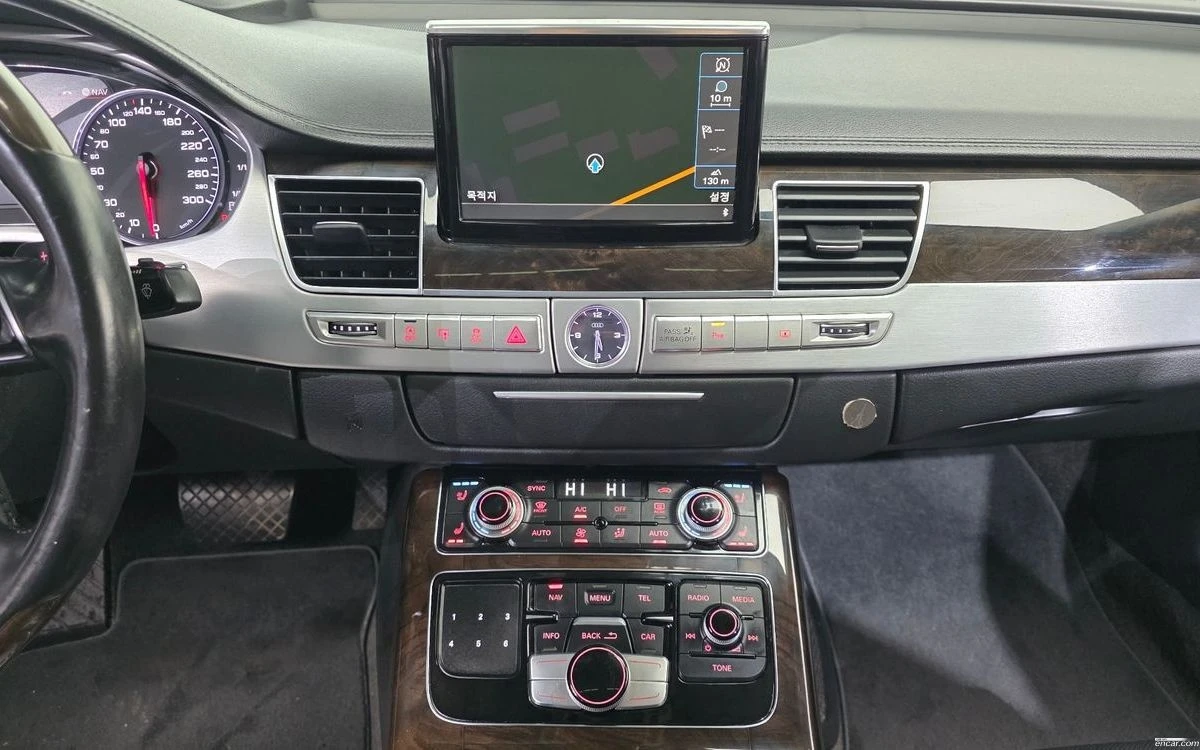 Audi A8 4.2TDI * ОБДУХВАНЕ * HEAD UP * 360 CAMERA * , снимка 9 - Автомобили и джипове - 55317732