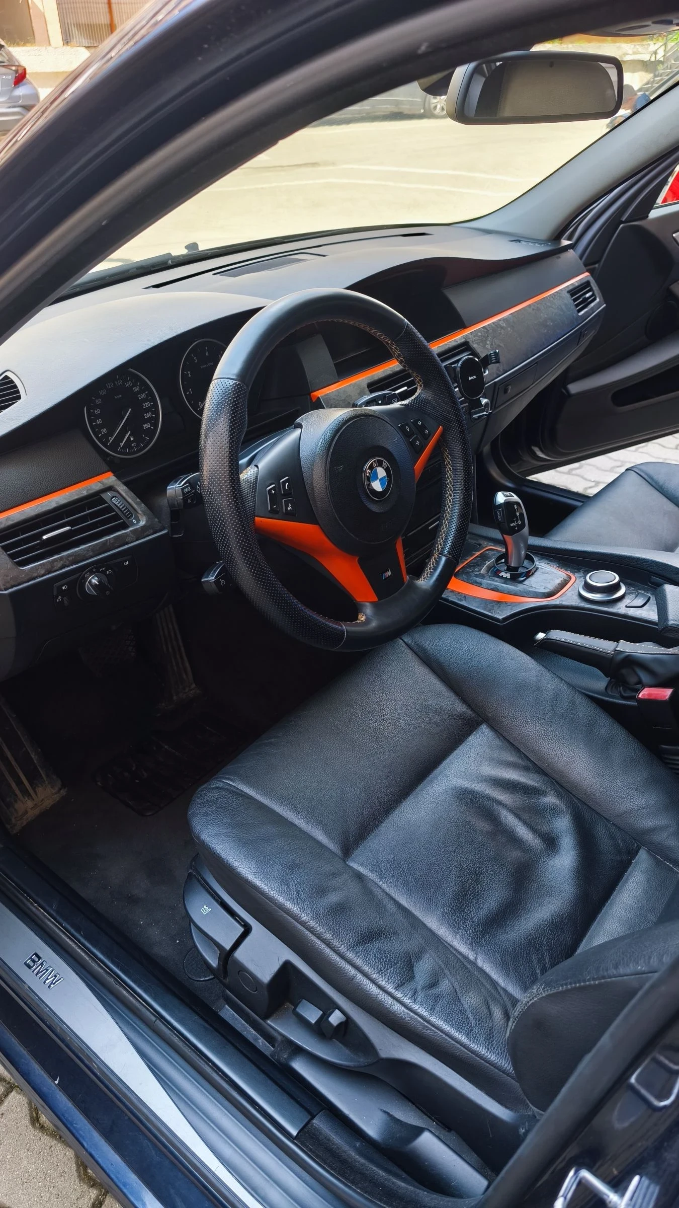 BMW 525 Е60, снимка 11 - Автомобили и джипове - 55359534