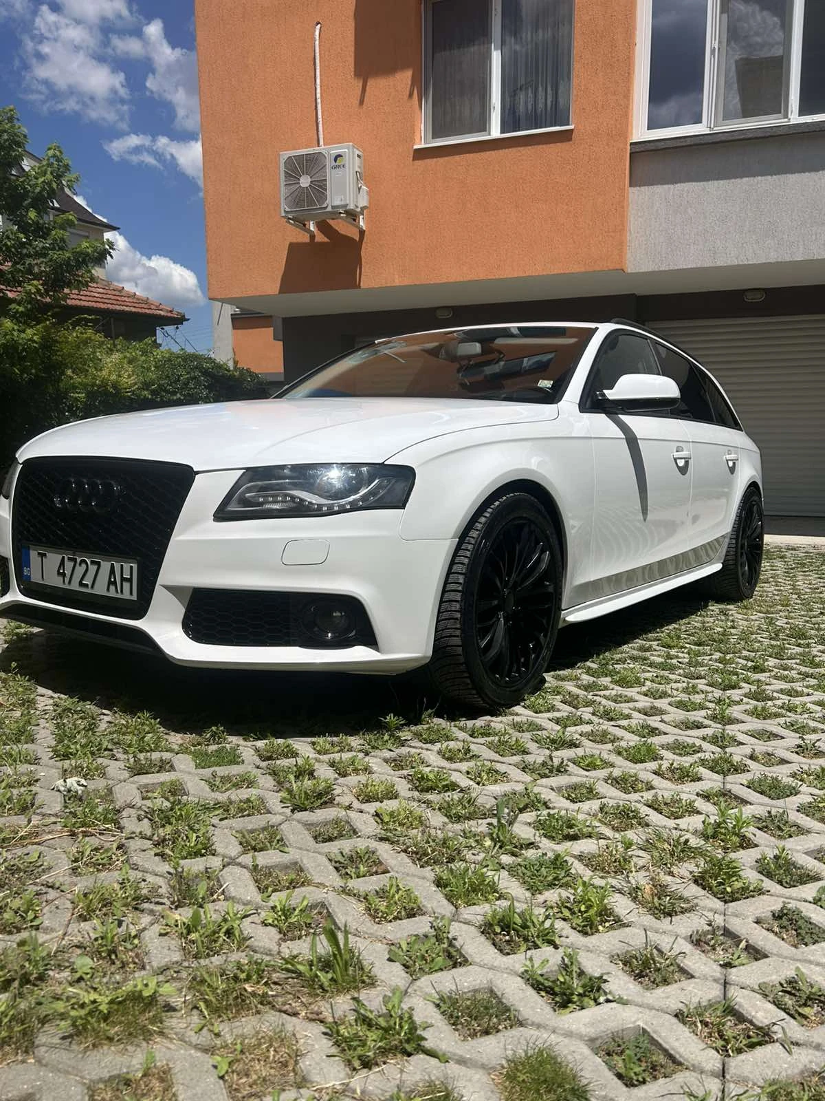 Audi A4 | Mobile.bg � ����������� 1