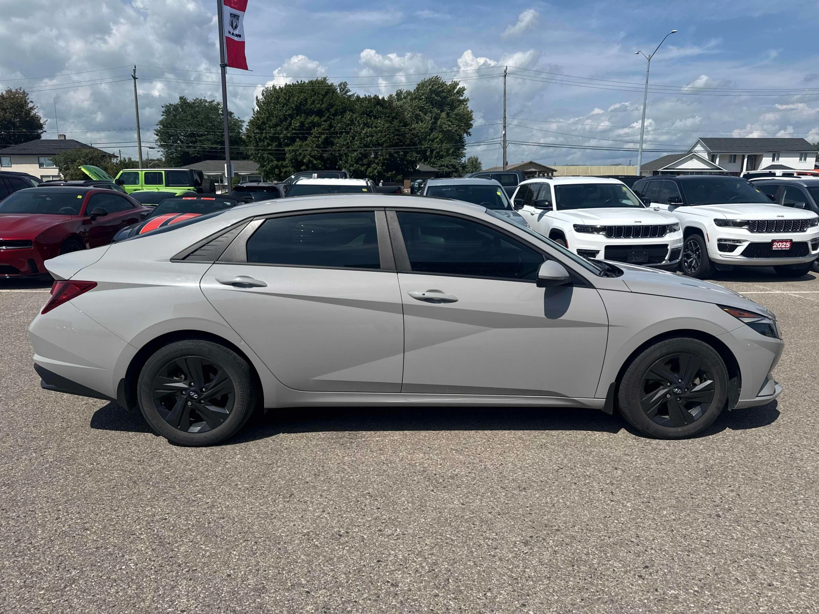Hyundai Elantra * Preferred * CARFAX * БЕЗ ПЪРВОНАЧАЛНА ВНОСКА, снимка 3 - Автомобили и джипове - 55980546