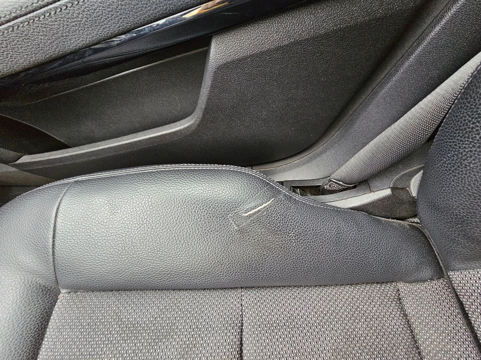 Mercedes-Benz E 220 2, 2, снимка 14 - Автомобили и джипове - 56081065