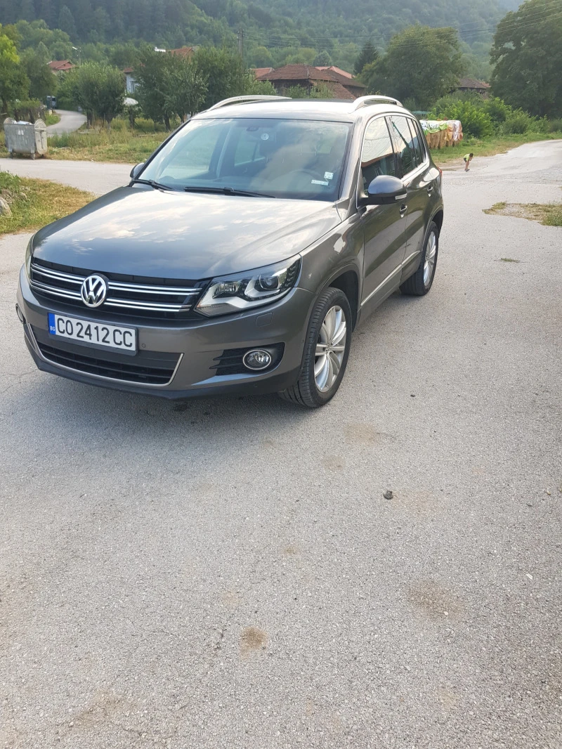 VW Tiguan, снимка 7 - Автомобили и джипове - 47545593