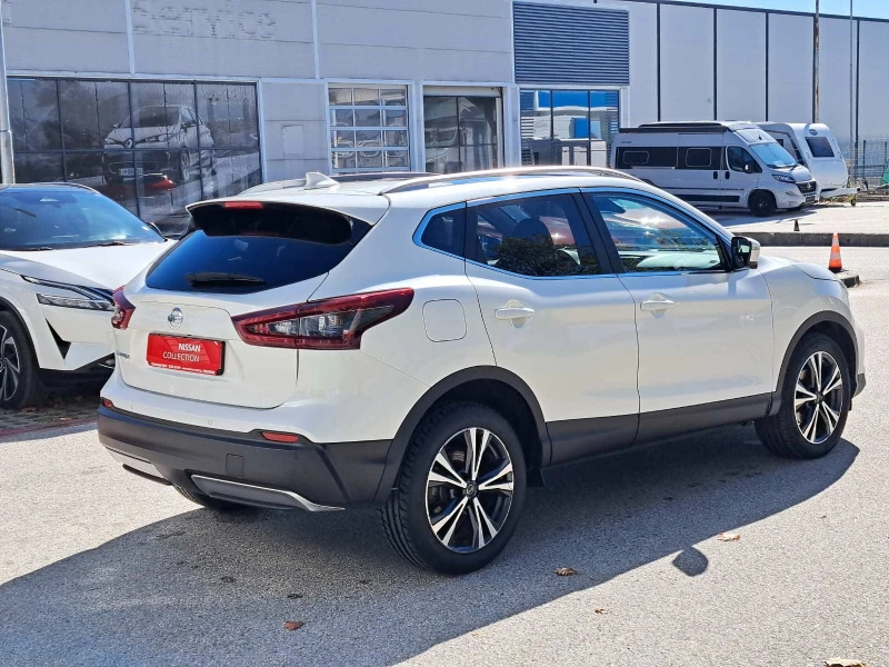Nissan Qashqai 1.3 N Connecta Plus   , снимка 6 - Автомобили и джипове - 51824148