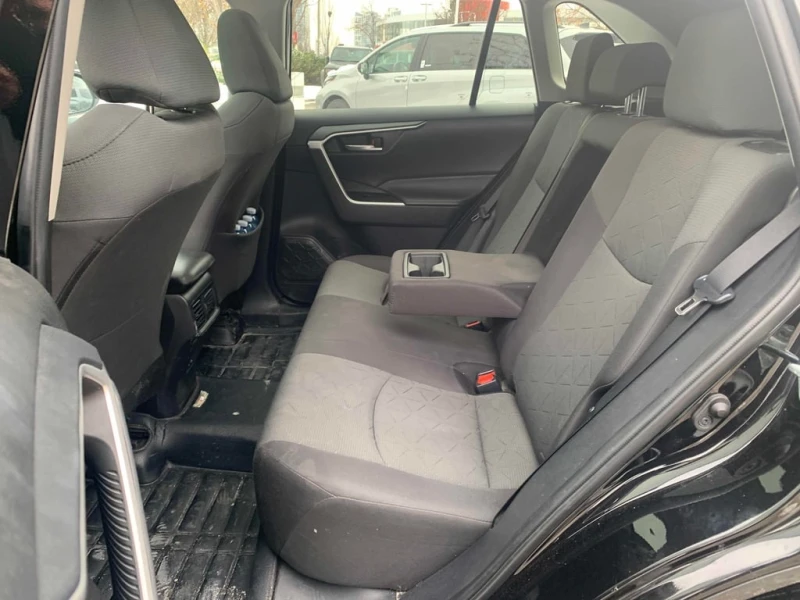 Toyota Rav4 * XLE * CARFAX * БЕЗ ПЪРВОНАЧАЛНА ВНОСКА, снимка 12 - Автомобили и джипове - 52642392