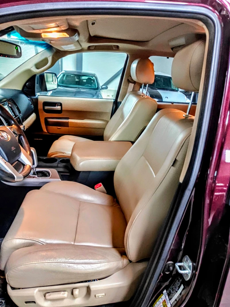 Toyota Sequoia 5.7 Limited, снимка 9 - Автомобили и джипове - 53028035