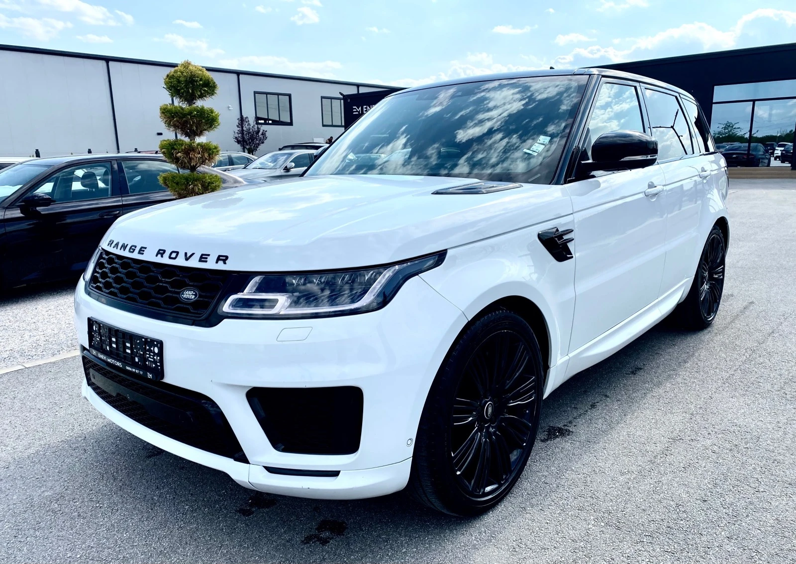 Land Rover Range Rover Sport 3.0SD DYNAMIC - изображение 3