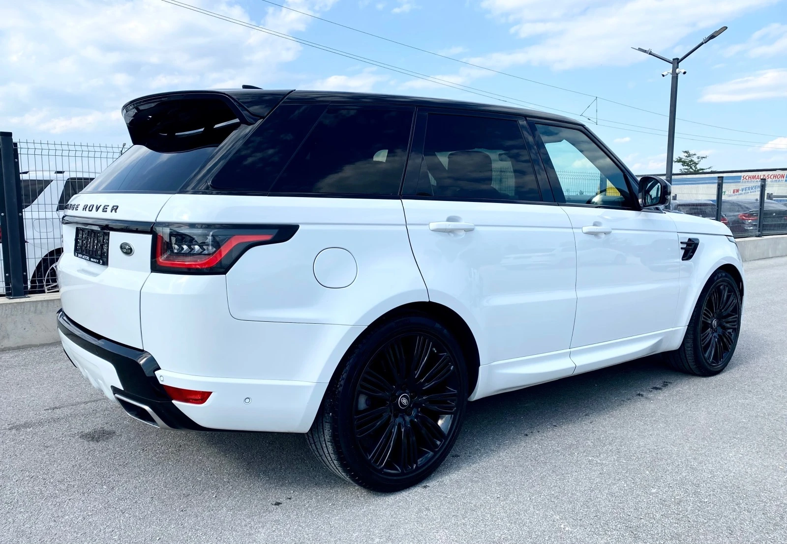 Land Rover Range Rover Sport 3.0SD DYNAMIC - изображение 4