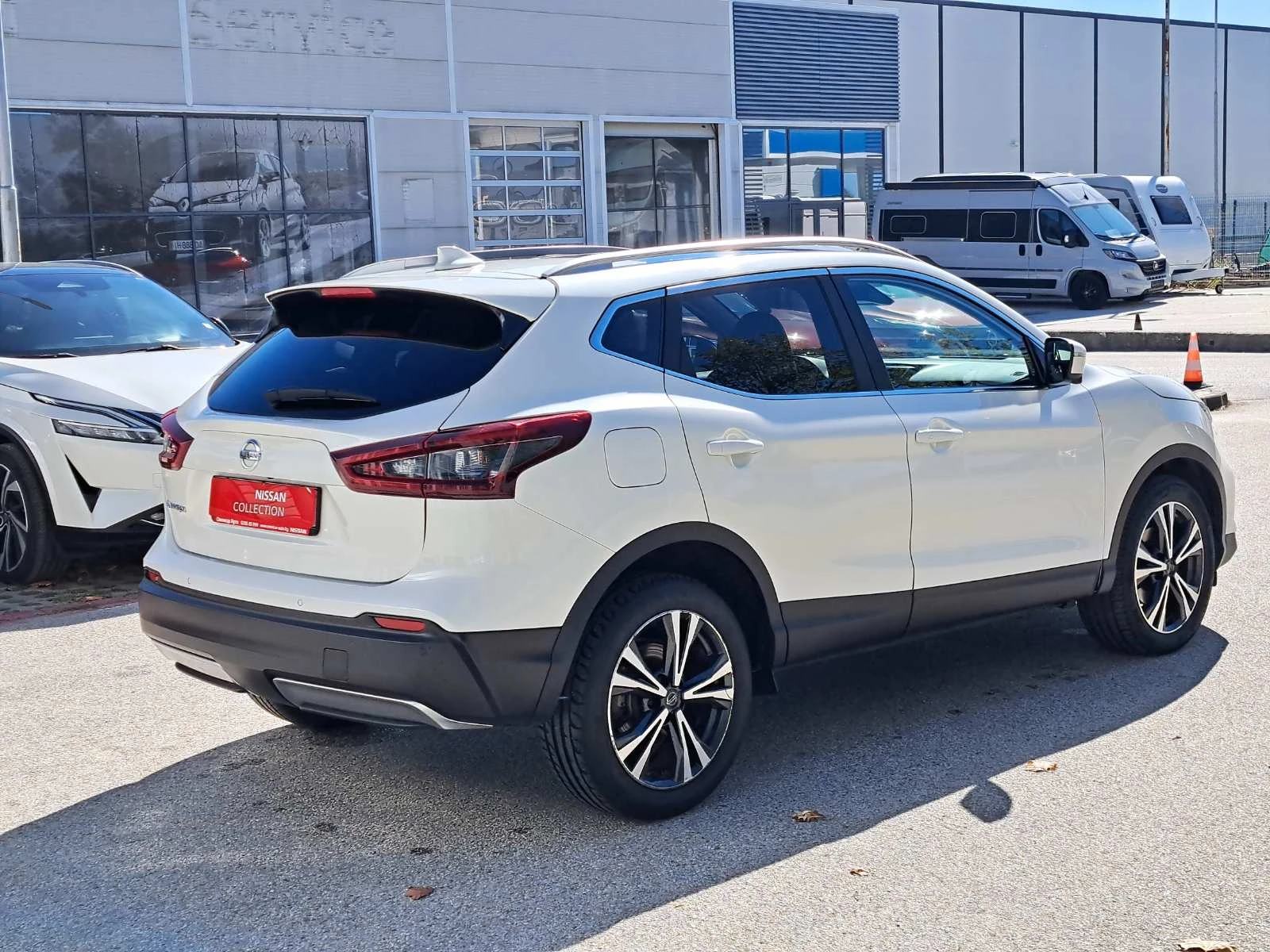 Nissan Qashqai 1.3 N Connecta Plus    - изображение 6