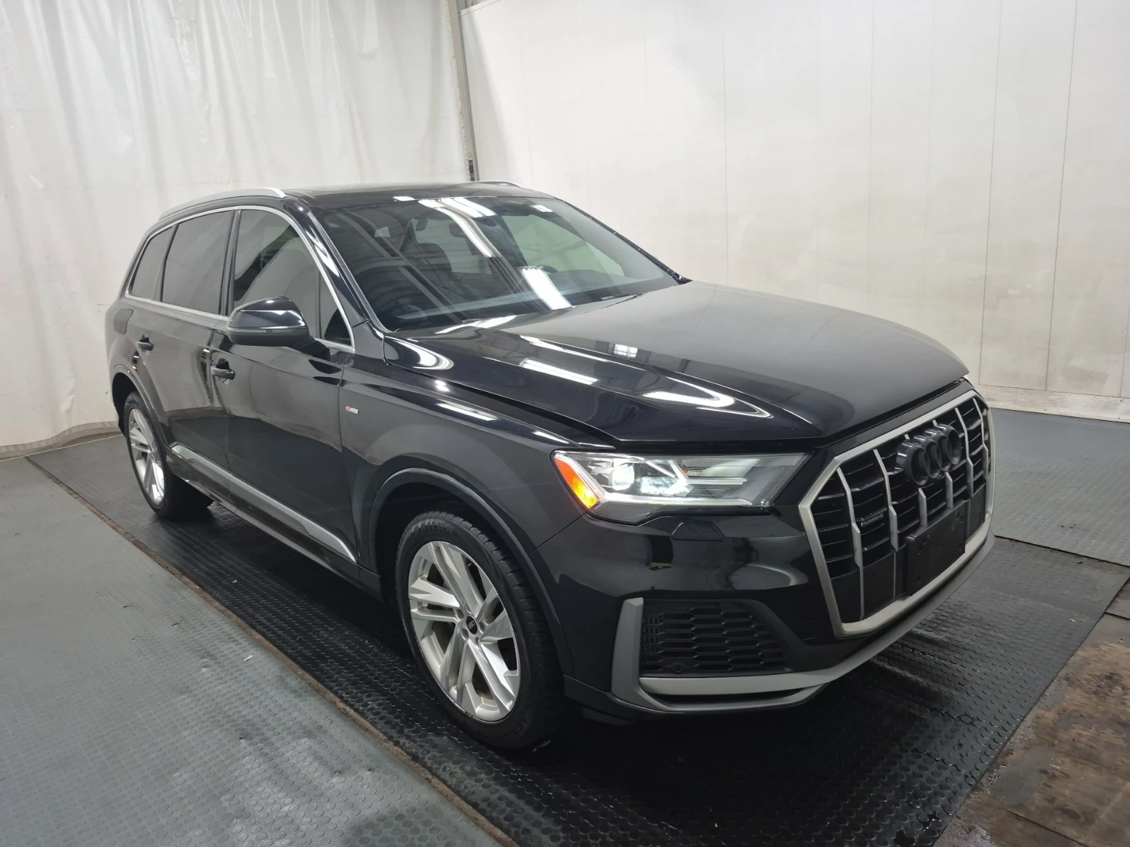 Audi Q7 KOMFORT * * CARFAX * * АВТО КРЕДИТ * *  - изображение 2