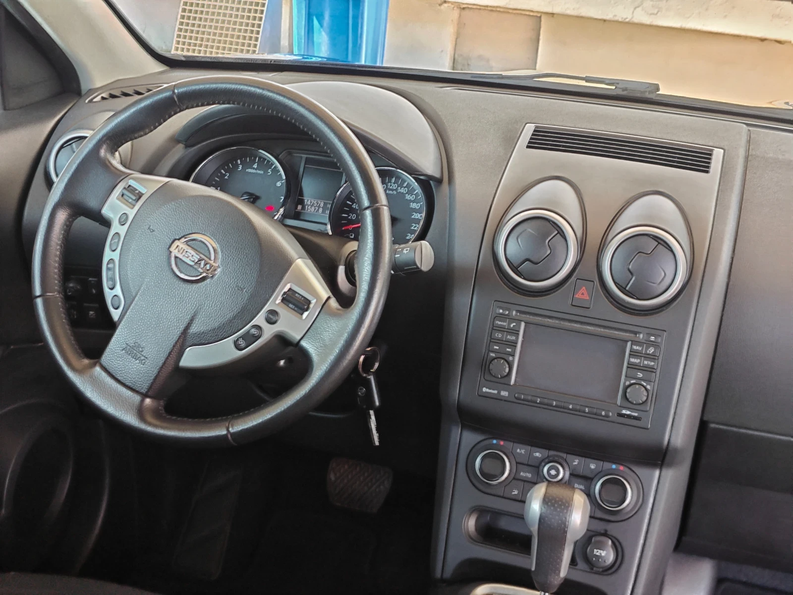 Nissan Qashqai 2.2-Фейс-150кс, снимка 11 - Автомобили и джипове - 54488865