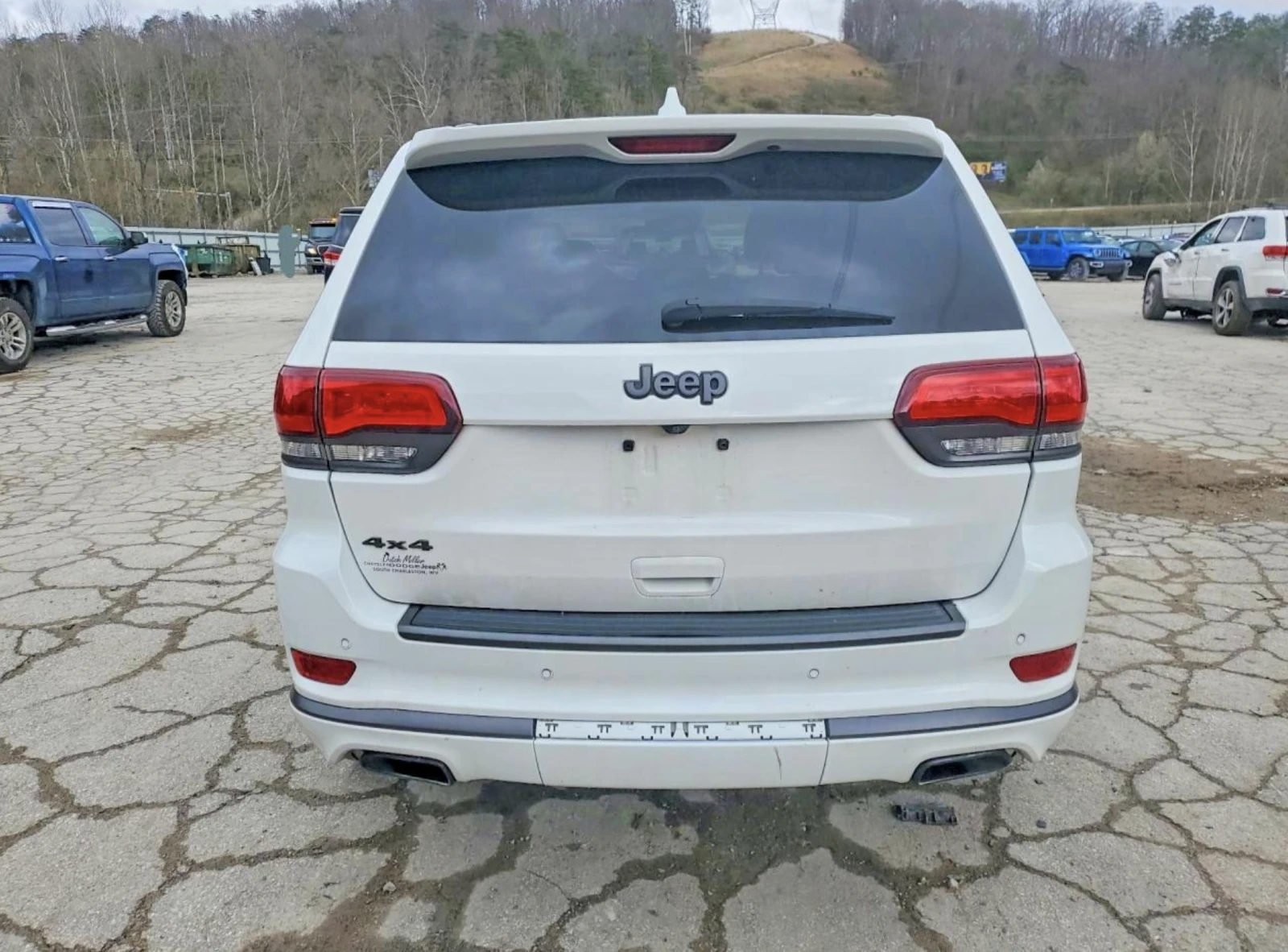 Jeep Grand cherokee 5.7 HEMI/OVERLAND, снимка 6 - Автомобили и джипове - 54112972