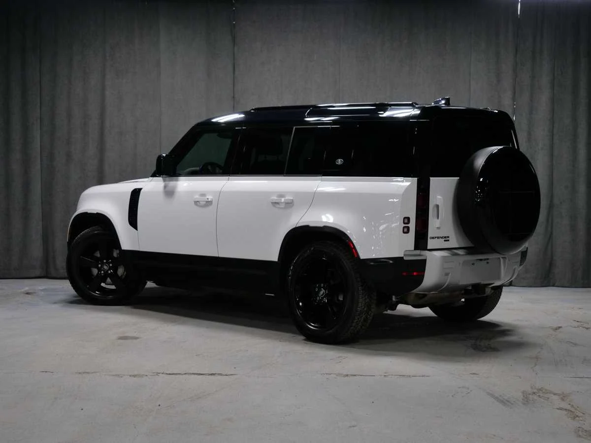 Land Rover Defender 110 SE , снимка 4 - Автомобили и джипове - 54969042