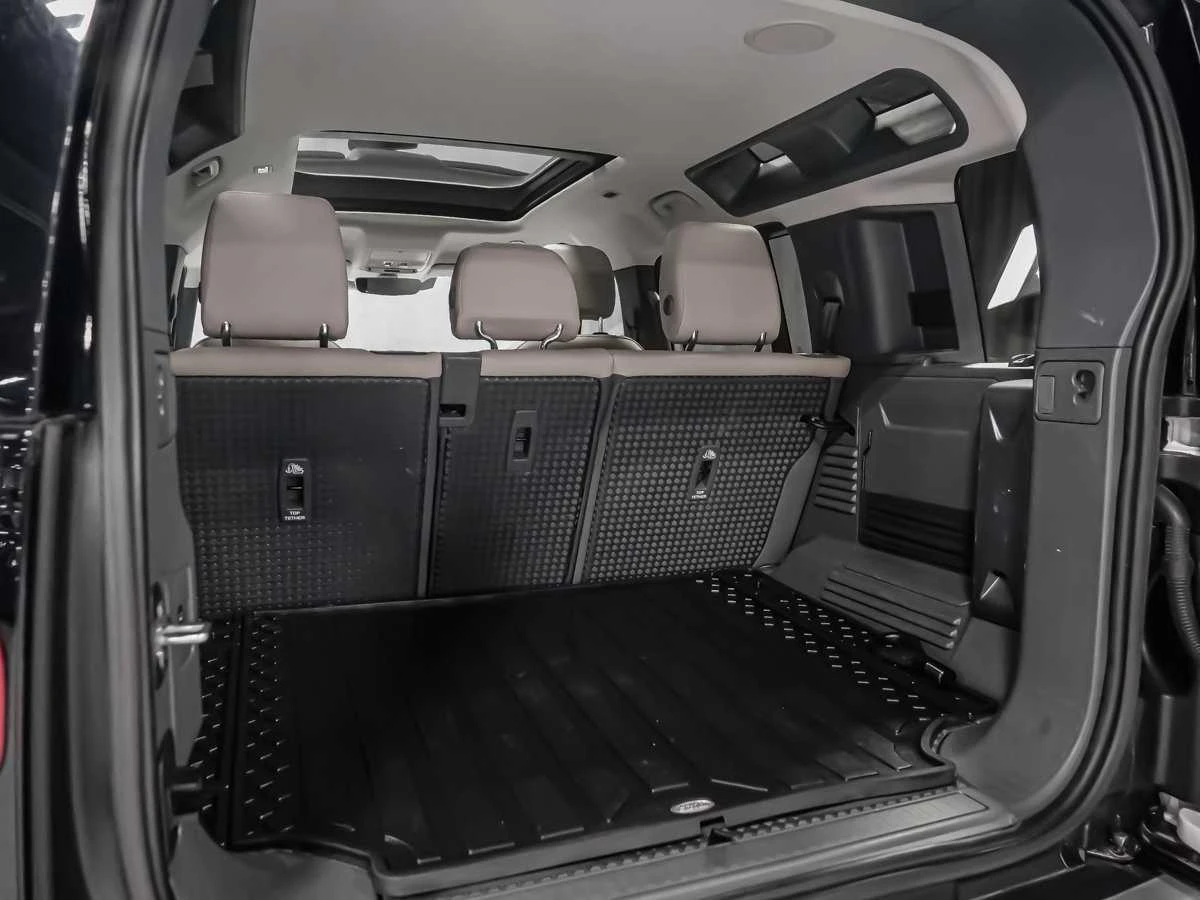 Land Rover Defender 110 SE , снимка 7 - Автомобили и джипове - 54969042