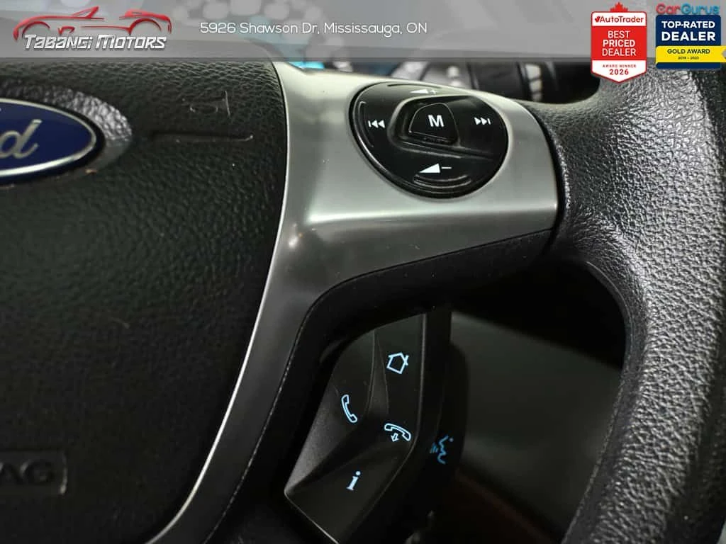 Ford Escape * SE No Accident SYNC Panoramic Roof Navigation Ke, снимка 16 - Автомобили и джипове - 54970690