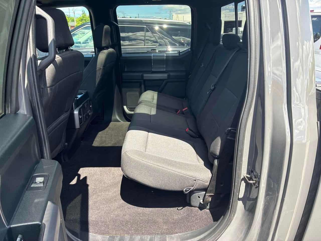 Ford F150  4WD SuperCrew Box* АВТОКРЕДИТ * , снимка 12 - Автомобили и джипове - 55020844