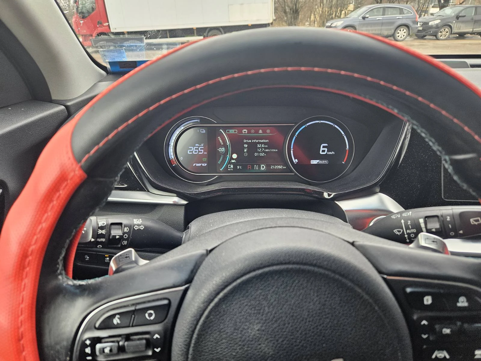 Kia Niro, снимка 5 - Автомобили и джипове - 55672577