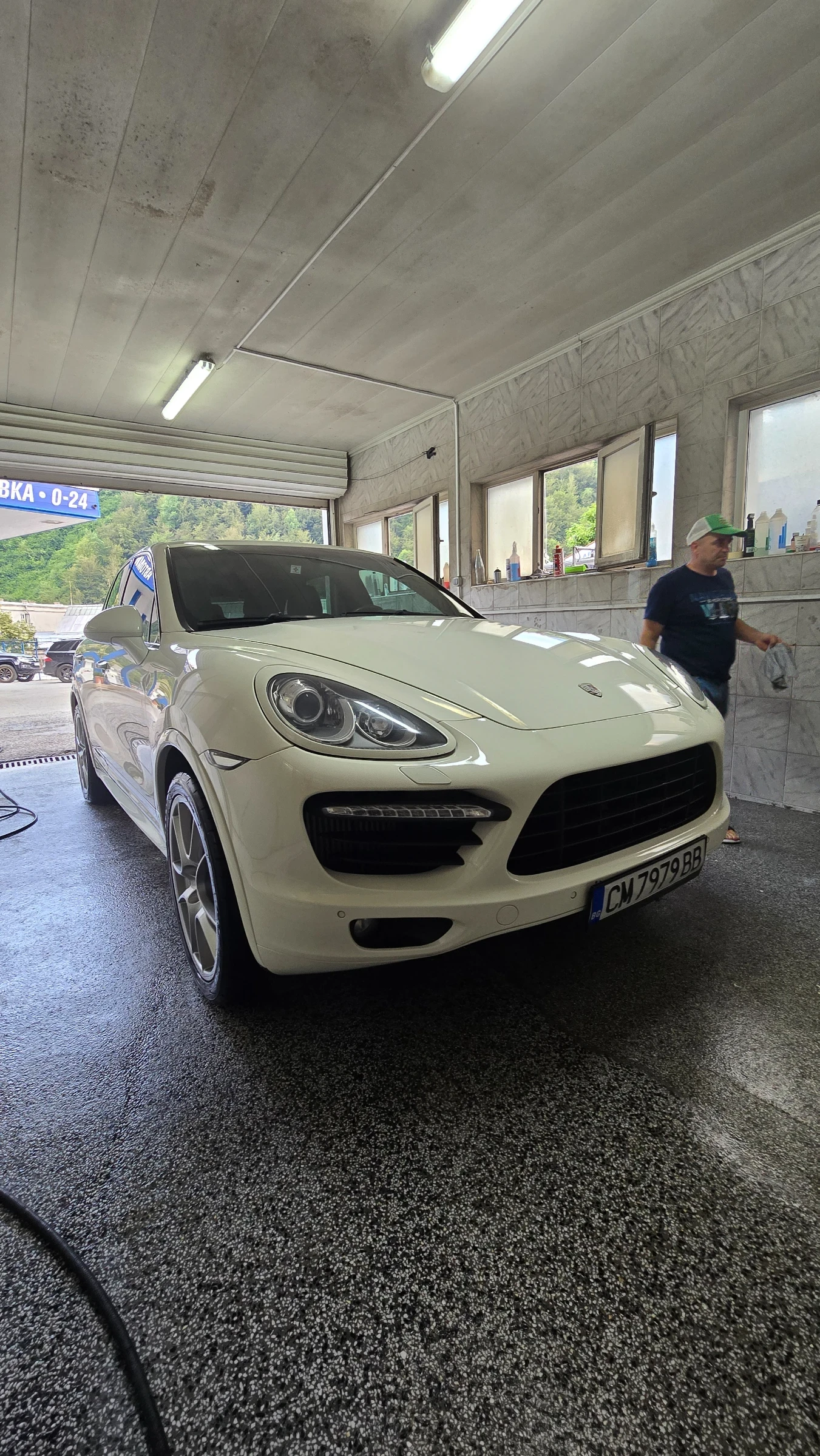 Porsche Cayenne Porsche Cayenne 3.0 Diesel   GTS пакет / GTS изпъл, снимка 8 - Автомобили и джипове - 55805757