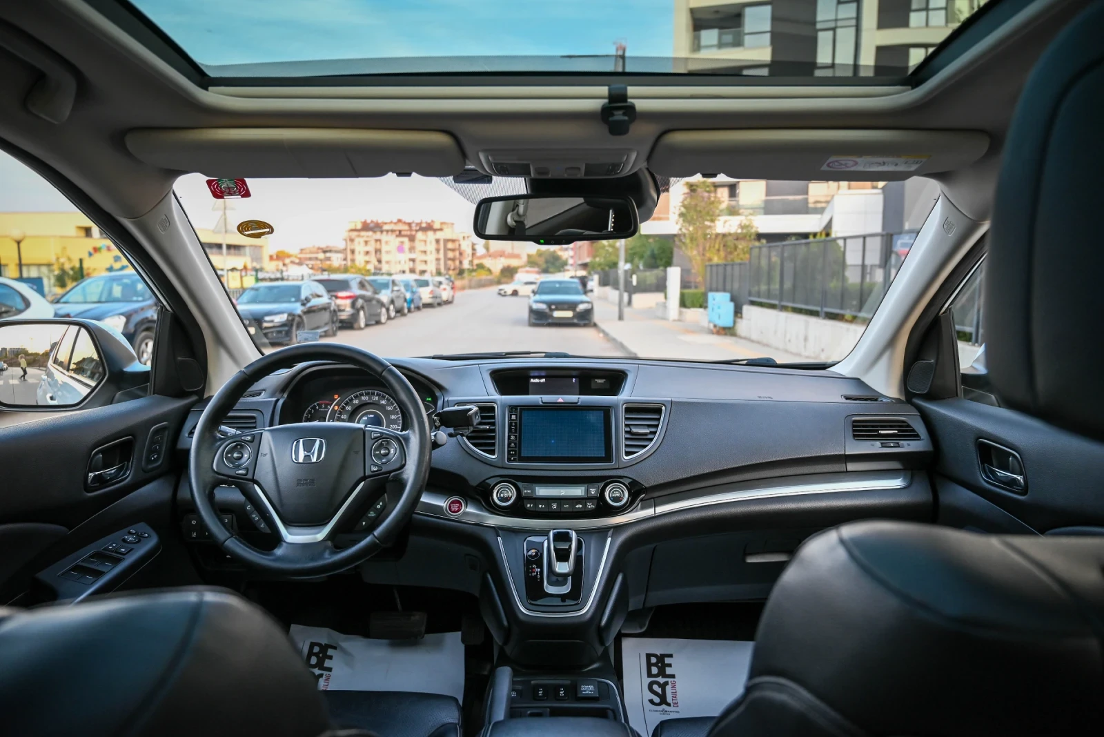 Honda Cr-v Executive 4х4 Facelift Full екстри, снимка 12 - Автомобили и джипове - 56450347