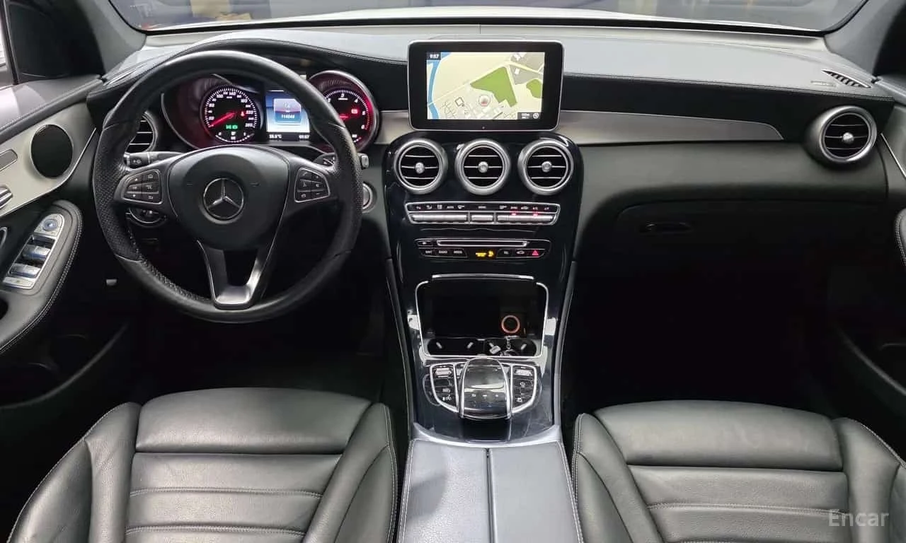 Mercedes-Benz GLC 220d 4MATIC Premium COUPE , снимка 7 - Автомобили и джипове - 56735612