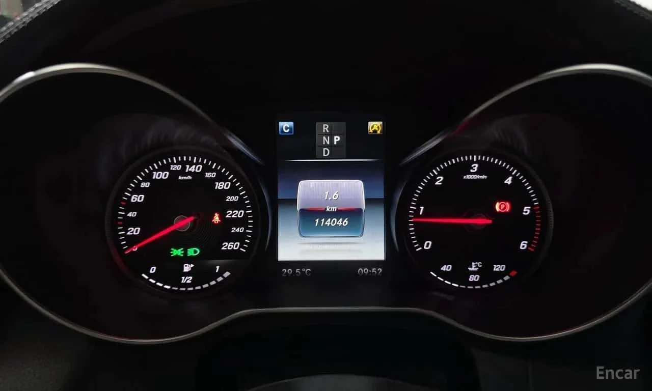 Mercedes-Benz GLC 220d 4MATIC Premium COUPE , снимка 8 - Автомобили и джипове - 56735612