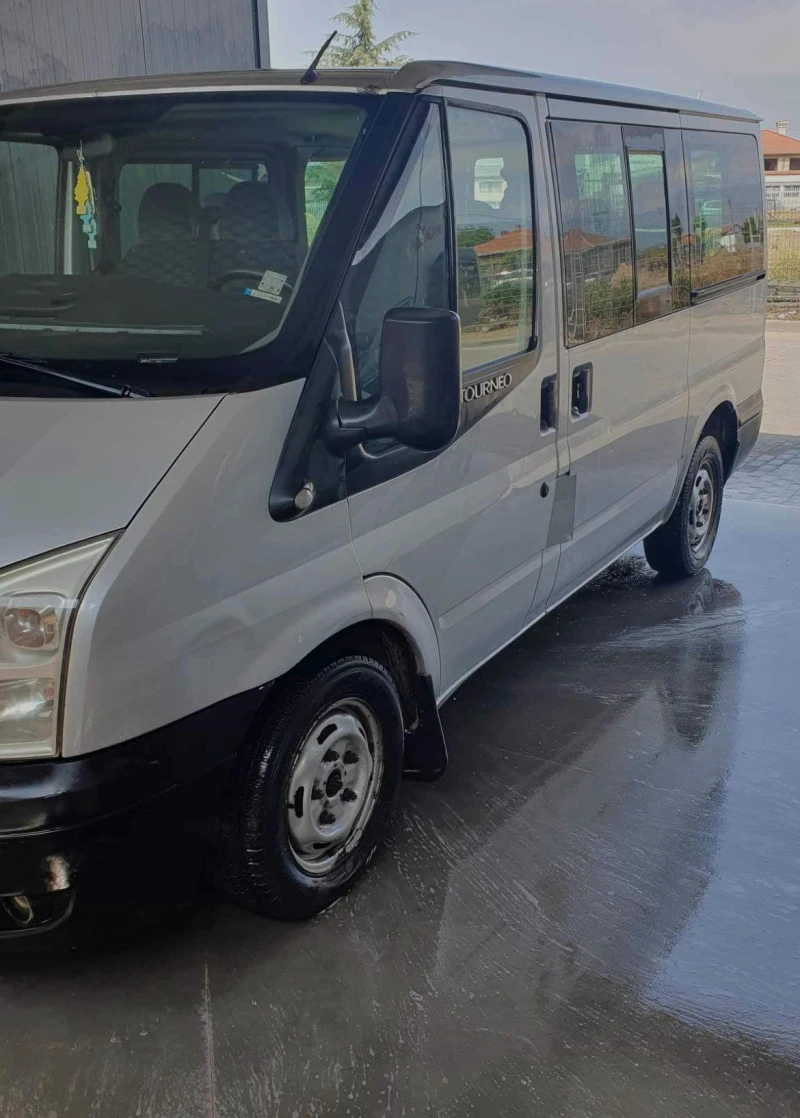 Ford Tourneo, снимка 3 - Бусове и автобуси - 43967090