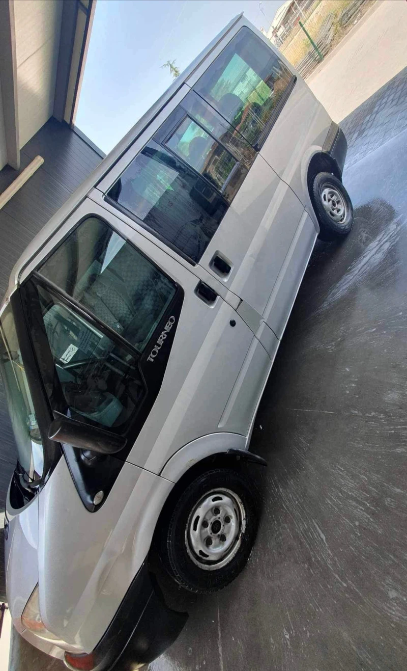 Ford Tourneo, снимка 2 - Бусове и автобуси - 43967090