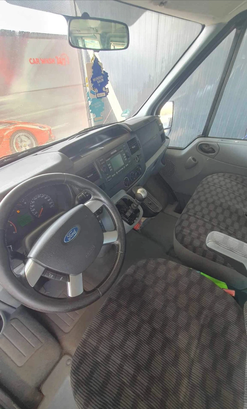 Ford Tourneo, снимка 12 - Бусове и автобуси - 43967090