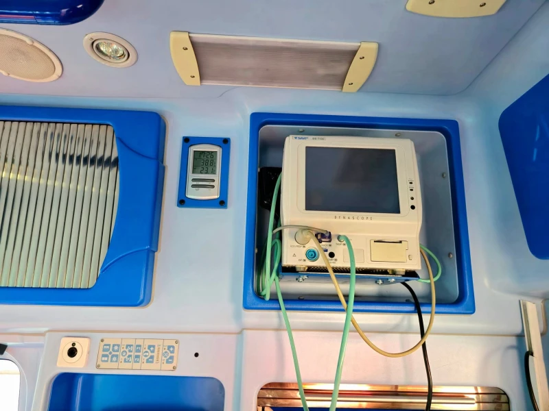 VW Transporter, снимка 8 - Бусове и автобуси - 53446344